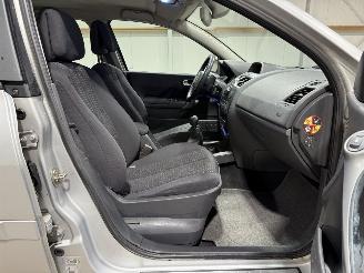 Renault Mégane 2.0 16V 99kW Airco Tech Line picture 18