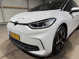 Volkswagen ID.3 59kWh 150kW Pro Business picture 24