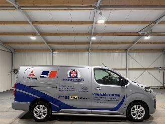 krockskadad bil bedrijf Opel Vivaro 2.0TDCI 106kW Automaat L3H1 Innovation 2022/5