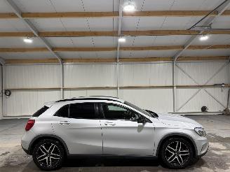 Damaged car Mercedes GLA 180CDI 80kW Automaat Lease Edition 2015/6