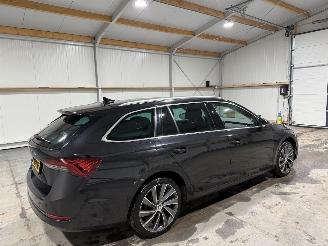 Skoda Octavia 1.5TSI 110kW First Edition picture 5