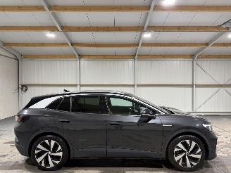 Damaged car Volkswagen ID.4 77kWh 150kW FIRST 2020/12