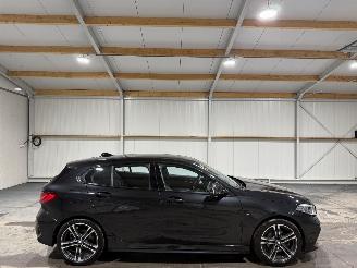 Avarii autoturisme BMW 1-serie 118i 100kW Automaat Business Edition Plus 2022/10