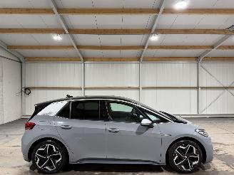 Unfallwagen Volkswagen ID.3 58kWh 150kW First Plus IQlight 2020/10