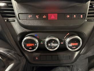 Iveco Daily 2.3 115kW Automaat  Dubbel Camera Clima 410H2 picture 22