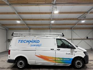 krockskadad bil bedrijf Volkswagen Transporter 2.0TDI 75kW Airco Dakrek 2018/6