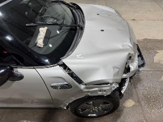 Mini Electric 33kWh 135kW Essential picture 18