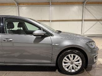 Volkswagen e-Golf 36kWh 100kW Automaat E-Edition picture 14