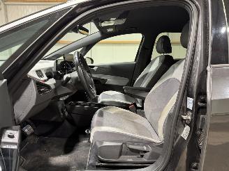 Volkswagen ID.3 58kWh First Plus 150kW picture 13