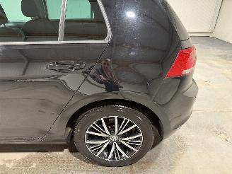 Volkswagen Golf 1.4TSI 92kW Connected Series picture 30