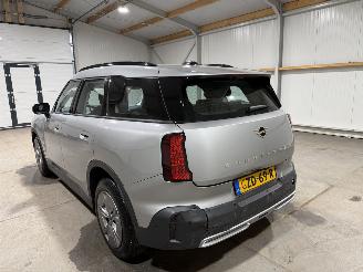 Mini Countryman 66.5kWh 150kW E Essential picture 12