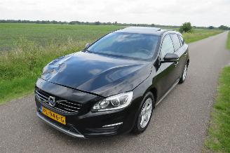 Volvo V-60 2.0 D 120 pk  Pular+ Dynamic  Euro 6 schuifdak Leer  Camera Navigatie  2017 picture 5