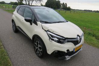 Renault Captur 1.2 TCE 118pk Automaat 70.000km nap Camera Navigatie Clima  2017 -06 picture 17