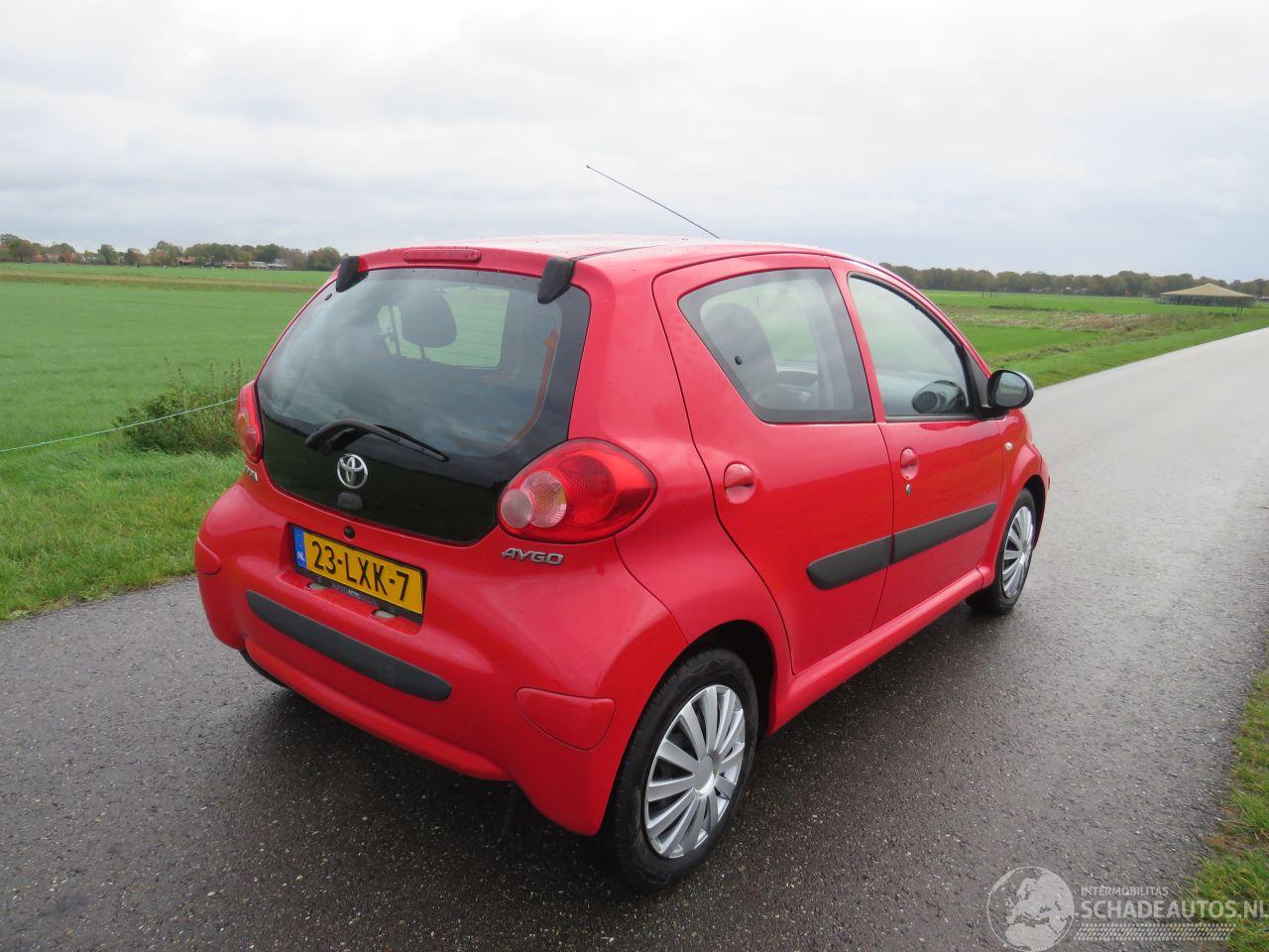Toyota Aygo 1.0 12v + 5drs Airco 2008-11