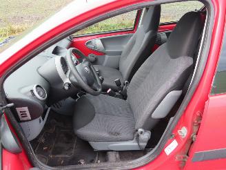 Toyota Aygo 1.0 12v + 5drs Airco 2008-11 picture 18