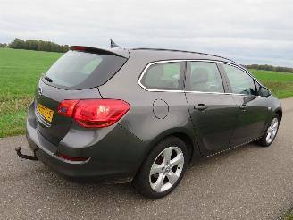 Opel Astra SPORTS TOURER 1.4 Turbo Edition  120pk Navigatie [ schadevrij  2011 picture 8