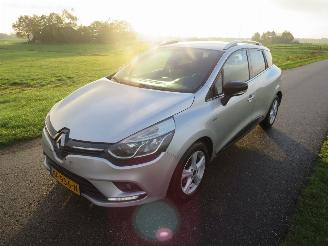 Renault Clio 0.9 TCe Estate Limited 170.000km nap  Navigatie   2017  [ topstaat picture 8