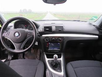 BMW 1-serie 116 2.0 122pk 5drs Business Line 2011  Airco Navigatie   216.000km topstaat picture 5