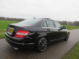 Unfallwagen Mercedes C-klasse 280 3.0 6 Cilinder  231pk  Automaat 173.000km navigatie  [ nieuwstaat 2007/9