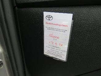 Toyota CH-R 1.8 Automaat  Hybride /Benzine Elektriciteit Bi Tone  Euro 6  2017 Topstaat picture 30