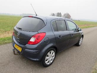 Damaged car Opel Corsa 1.2 16v  180.000km nap  111 Edition Airco 2010 2010/11