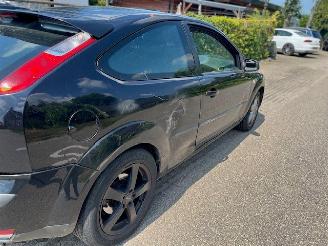 Ford Focus 2.0-16v rally picture 7