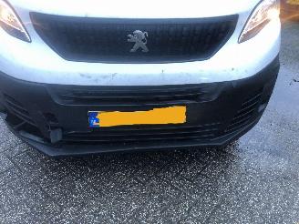 Peugeot Expert 1.5 BlueHDI 100 Standard Premium picture 9