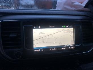 Peugeot Expert 1.5 BlueHDI 100 Standard Premium picture 17