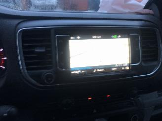 Peugeot Expert 1.5 BlueHDI 100 Standard Premium picture 15