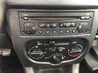 Peugeot 206+ 206 + 1.4 XS picture 10