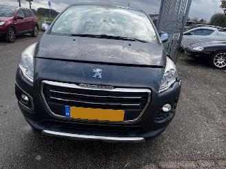 skadebil auto Peugeot 3008 AUTOMAAT 2014/3