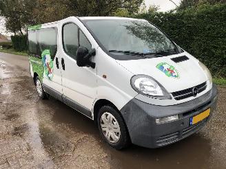 krockskadad bil auto Opel Vivaro Vivaro Combi 1.9 CDTI L1H1 2006/1