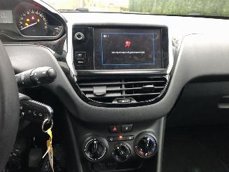 Peugeot 208 208 1.2 PureTech Active picture 13