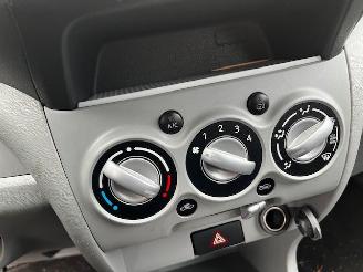 Nissan Pixo pure picture 7