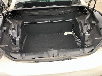 Peugeot 308 308 CC 1.6 THP Noir & Blanc picture 17