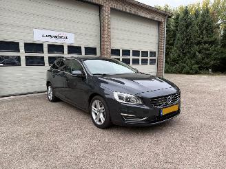 Avarii autoturisme Volvo V-60 2.4 D6 Plug-In Hybrid Automaat Schuifdak NAP ! 2013/12