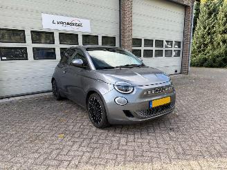 Unfallwagen Fiat 500 Icon 42 kWh Navi Cruise Clima NAP ! 2020/12