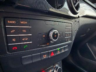 Mercedes B-klasse 220d Ambition Automaat Navi Cruise 106150 Km NAP ! picture 12