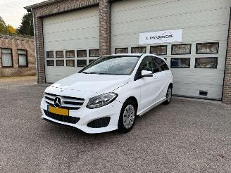 Coche accidentado Mercedes B-klasse 220d Ambition Automaat Navi Cruise NAP ! 2019/1