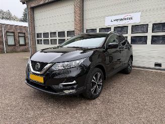 krockskadad bil auto Nissan Qashqai 1.3 DIG-T N-Connecta Pano Navi Clima 2019/7