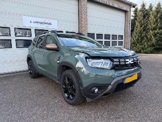 Vaurioauto  passenger cars Dacia Duster 1.3 TCe 150 Extreme Automaat Clima Navi 62900 Km NAP ! 2023/12