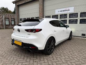 Mazda 3 2.0 e-Skyactiv-G M 122 Luxury Navi Clima Cruise Leder picture 3