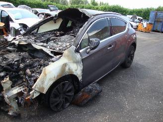 Coche siniestrado Citroën DS4  2017/1