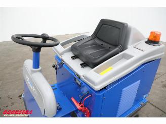   95 BJ 2022 33Hrs! Kehrmaschine / Veegmachine picture 12