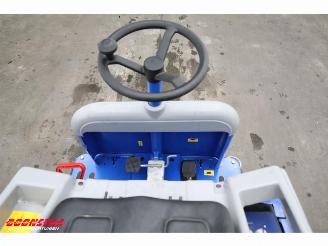   95 BJ 2022 33Hrs! Kehrmaschine / Veegmachine picture 13