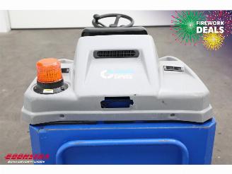   95 BJ 2022 33Hrs! Kehrmaschine / Veegmachine picture 8