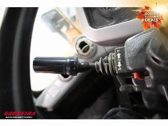   DL250 Wiellader Airco BY 2011 picture 13