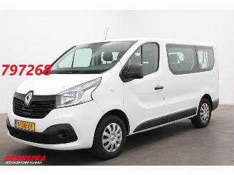skadebil bedrijf Renault Trafic Passenger 1.6 DCI 9-Pers. Airco 2018/1