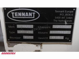 TENNANT  HMF 426 Veegmachine picture 17