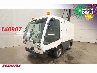 TENNANT  HMF 426 Veegmachine picture 1